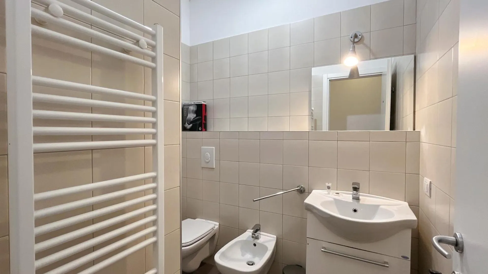 شقة Guest House Lecco - Affitti Brevi Italia
